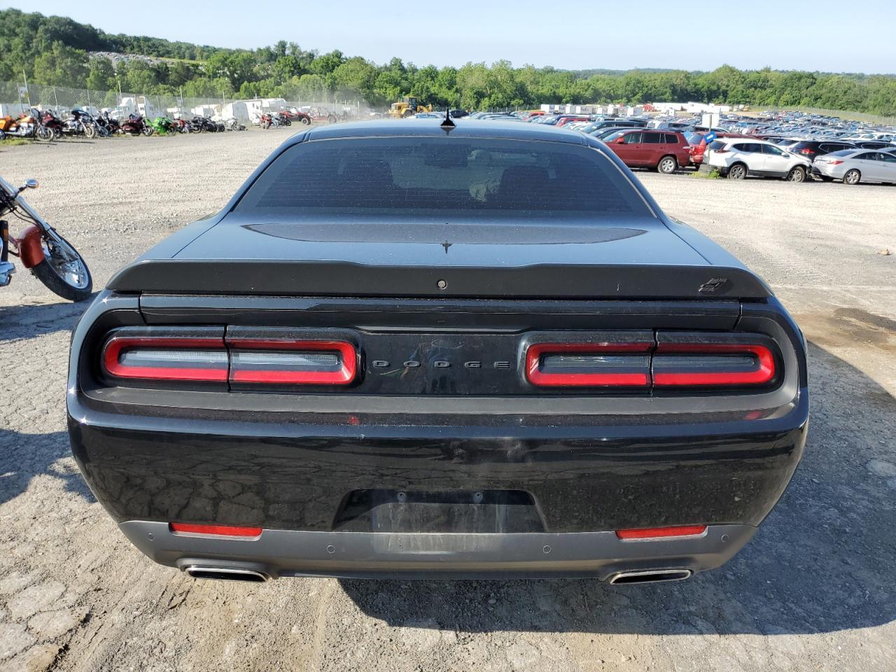 2021 Dodge Challenger Sxt - Image 6