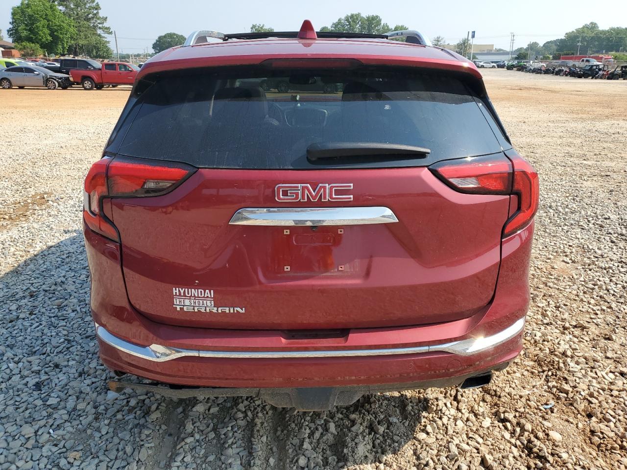 2018 GMC Terrain Denali - Image 6