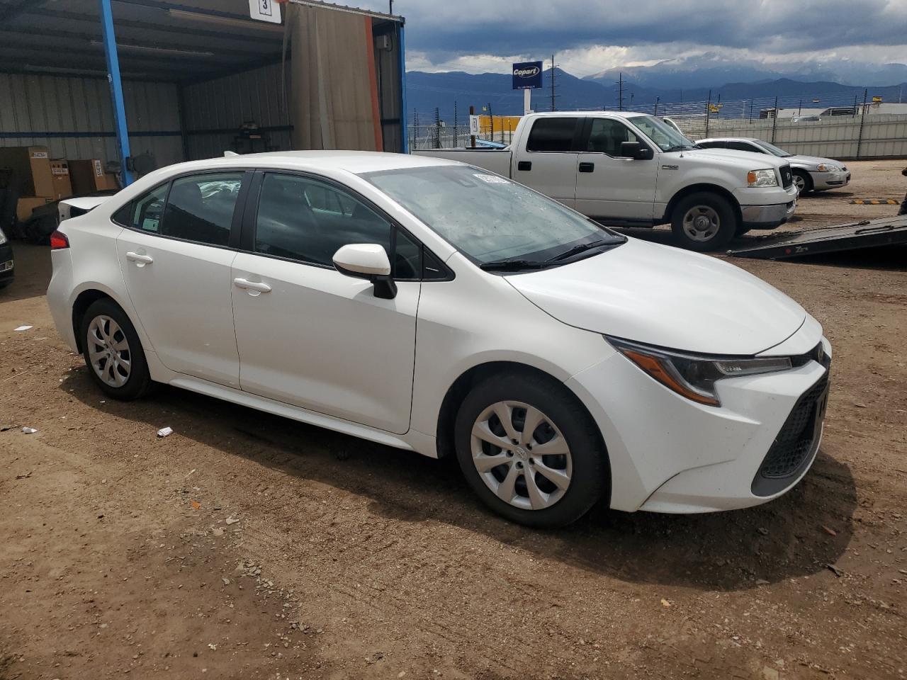 2021 Toyota Corolla Le - Фото 4