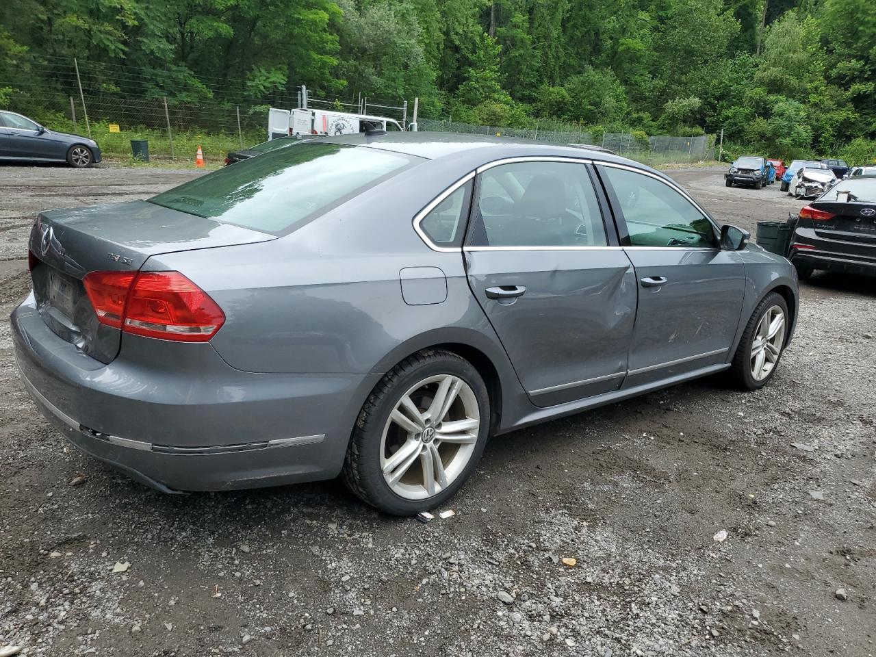 2015 Volkswagen Passat Se - Фото 3