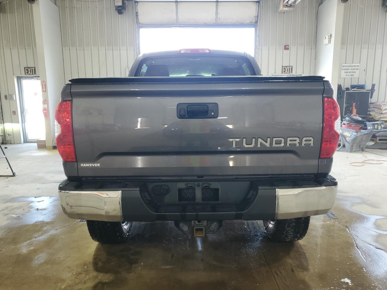 2015 Toyota Tundra Crewmax Sr5 - Фото 6