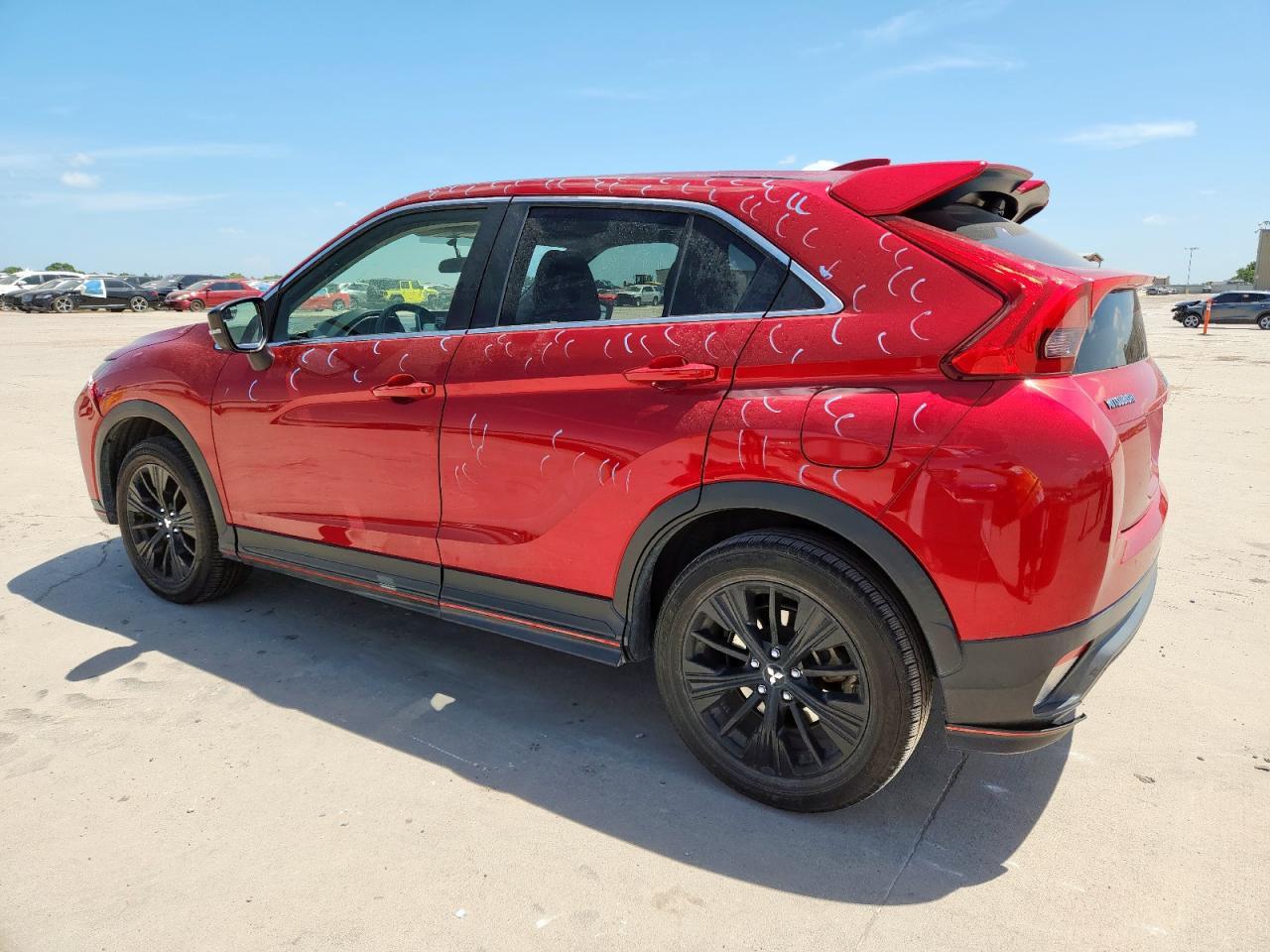 2019 Mitsubishi Eclipse Cross Le - Image 2