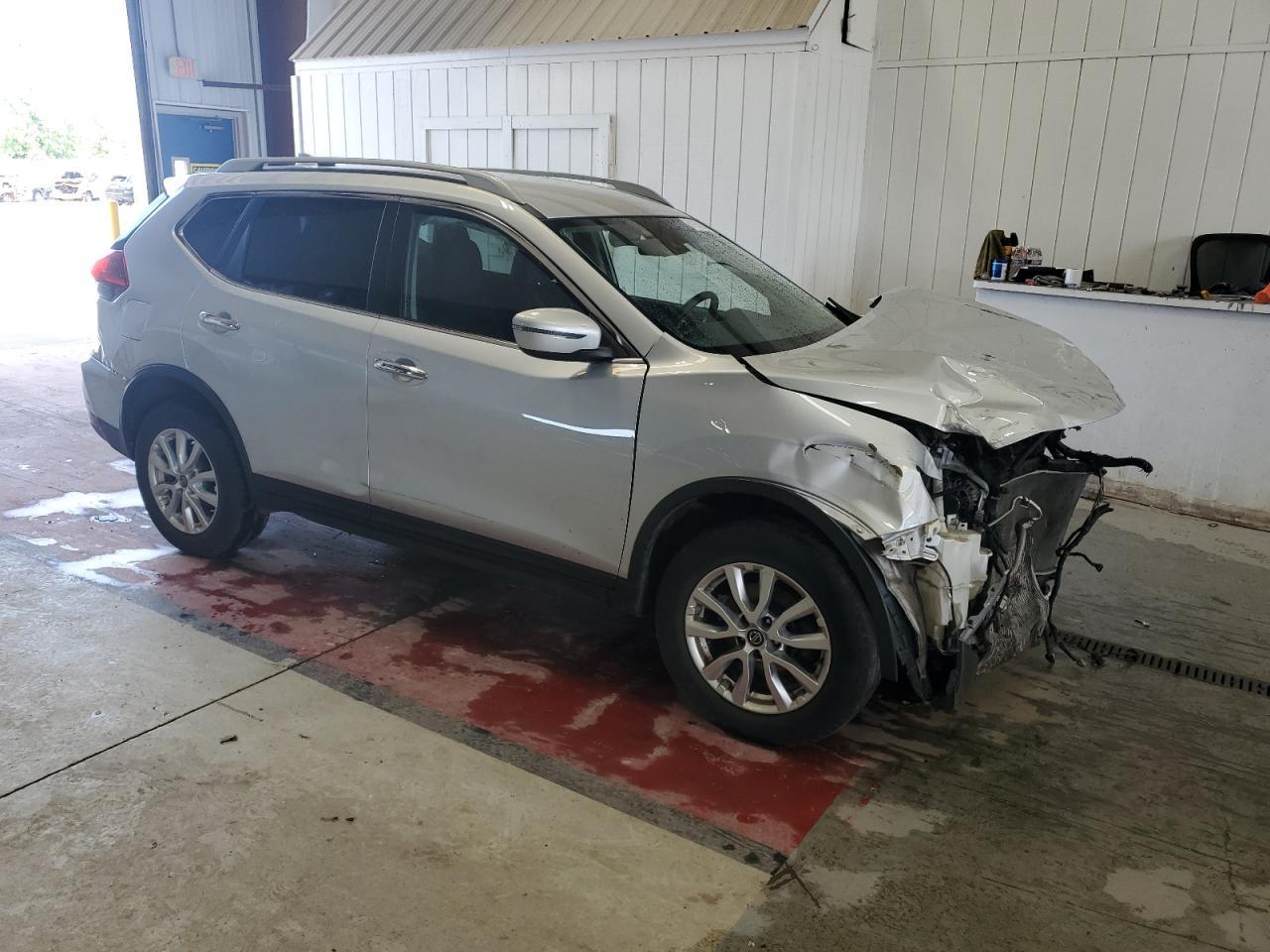 2019 Nissan Rogue S - Фото 4