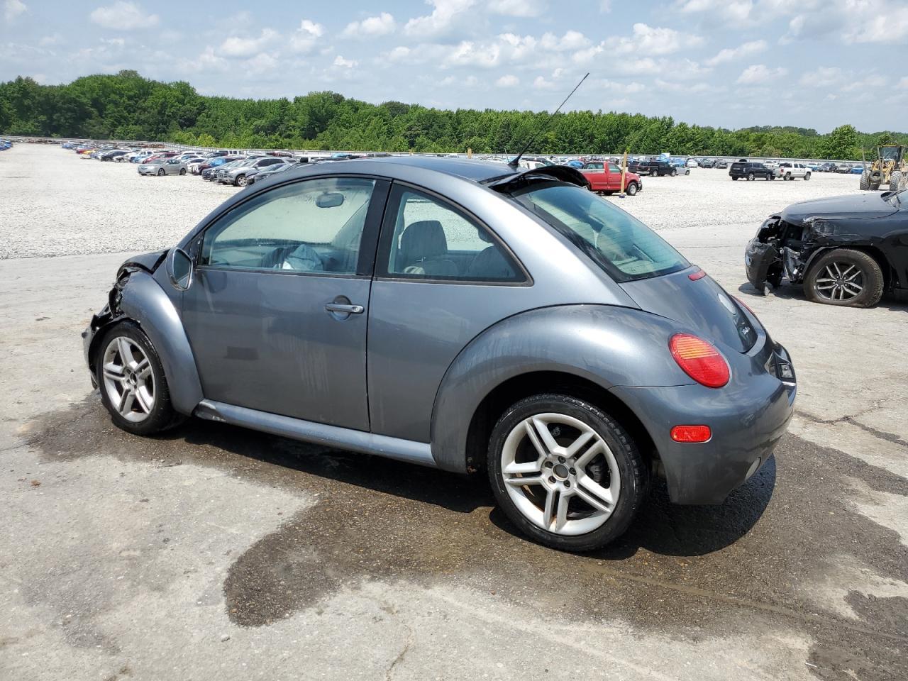 2004 Volkswagen New Beetle Gls - Фото 2