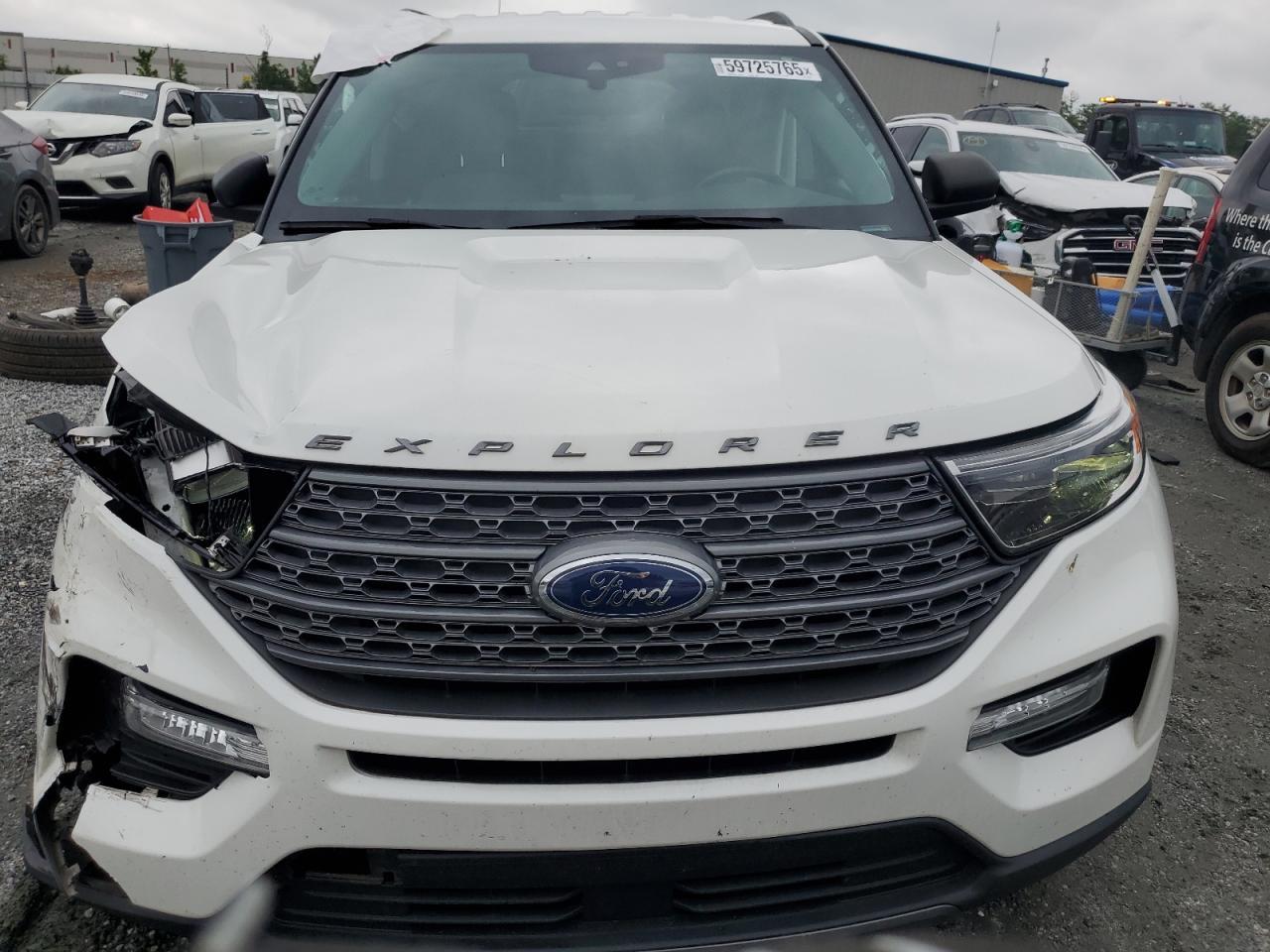2021 Ford Explorer Xlt - Image 5