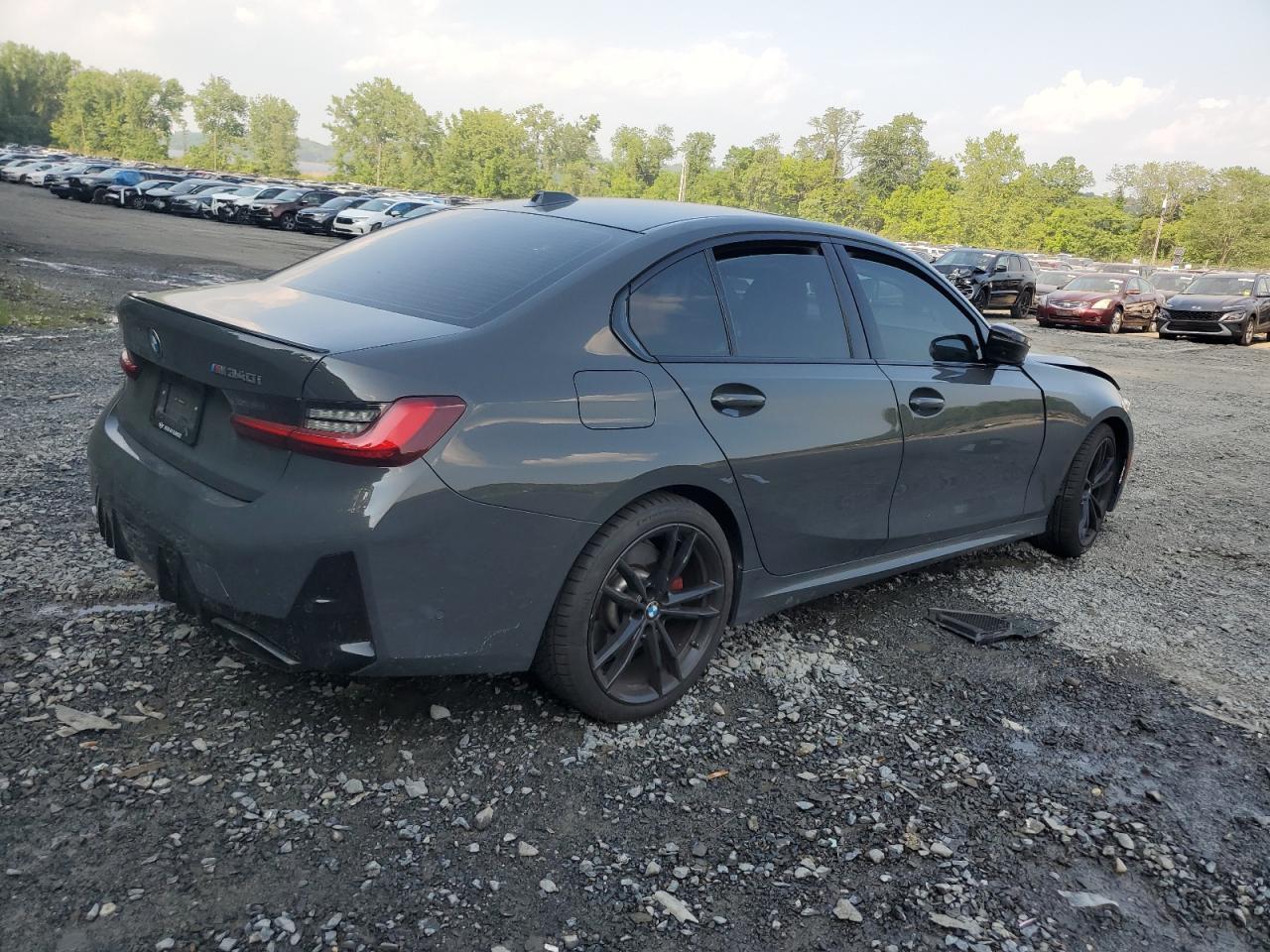 2024 BMW M340Xi - Фото 3