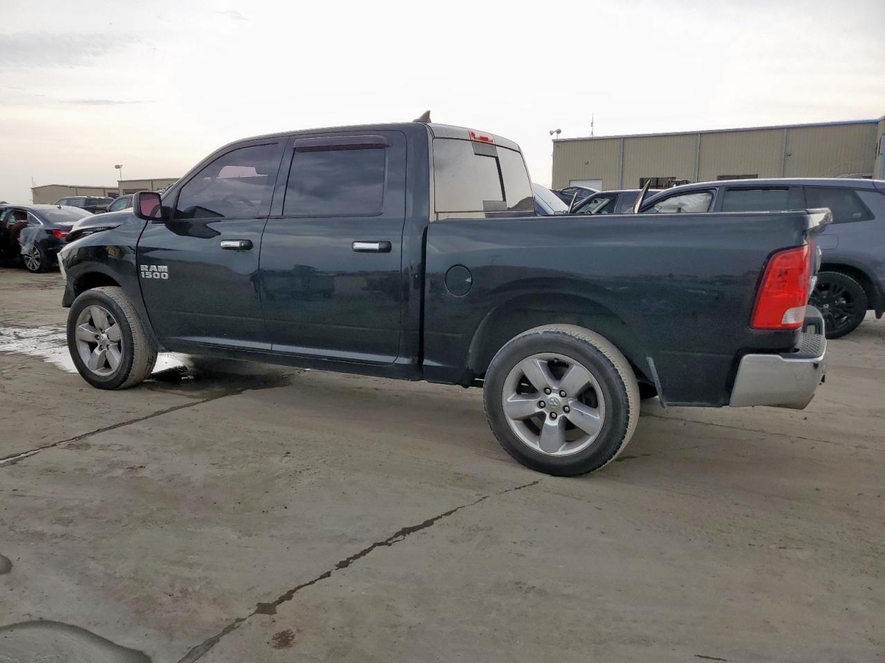 2016 Ram 1500 Slt - Фото 2
