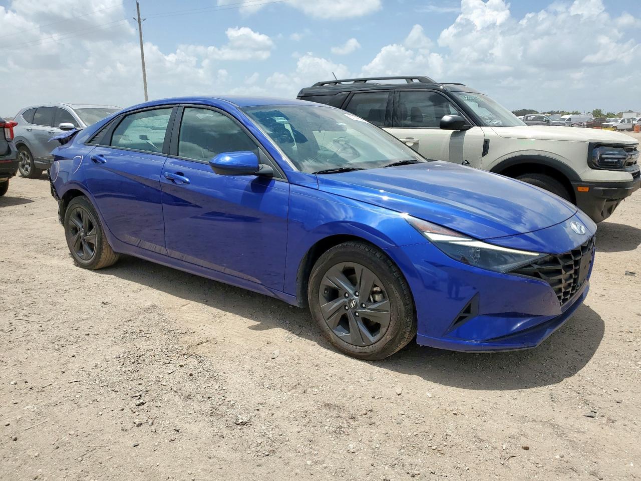 2023 Hyundai Elantra Sel - Image 4