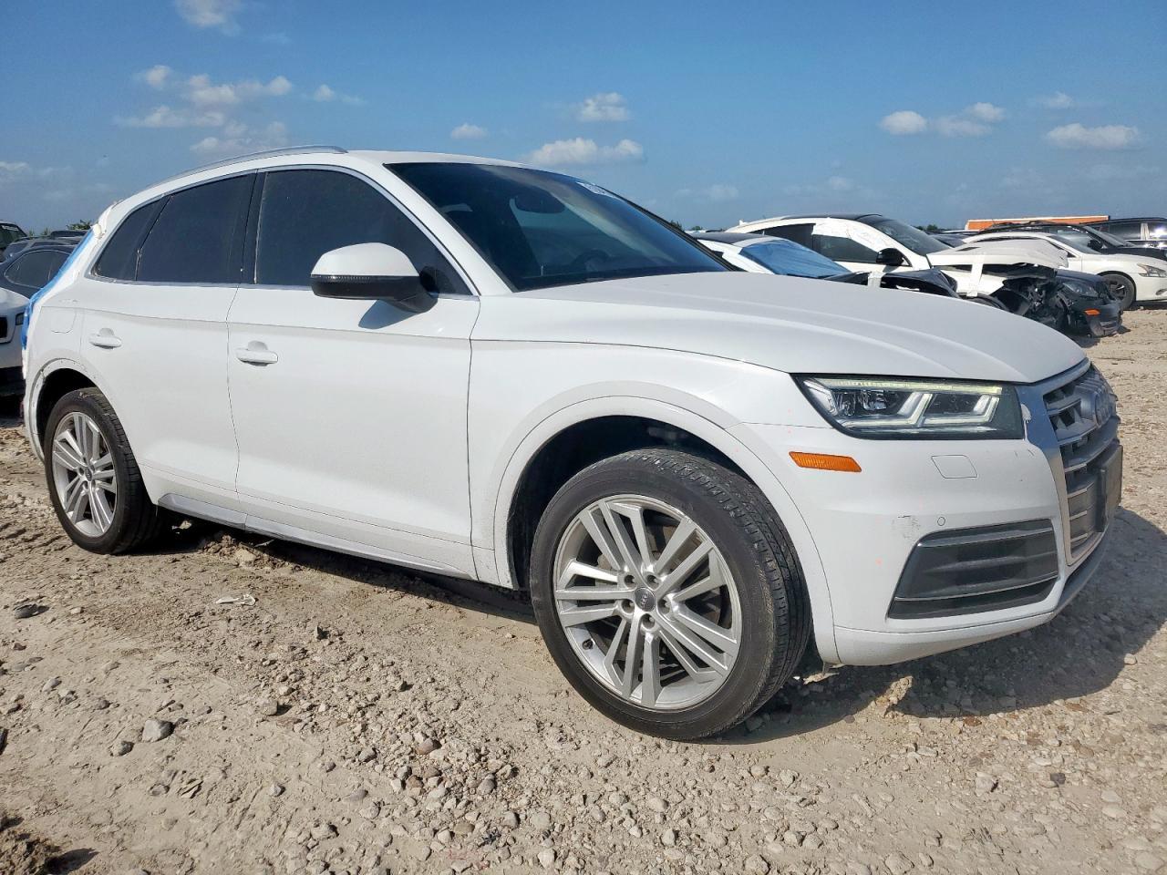 2020 Audi Q5 Premium Plus - Image 4