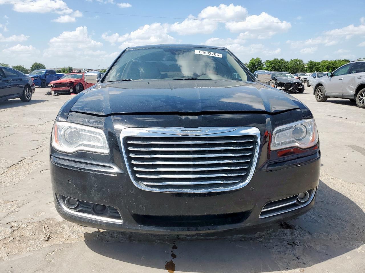 2011 Chrysler 300C - Фото 5