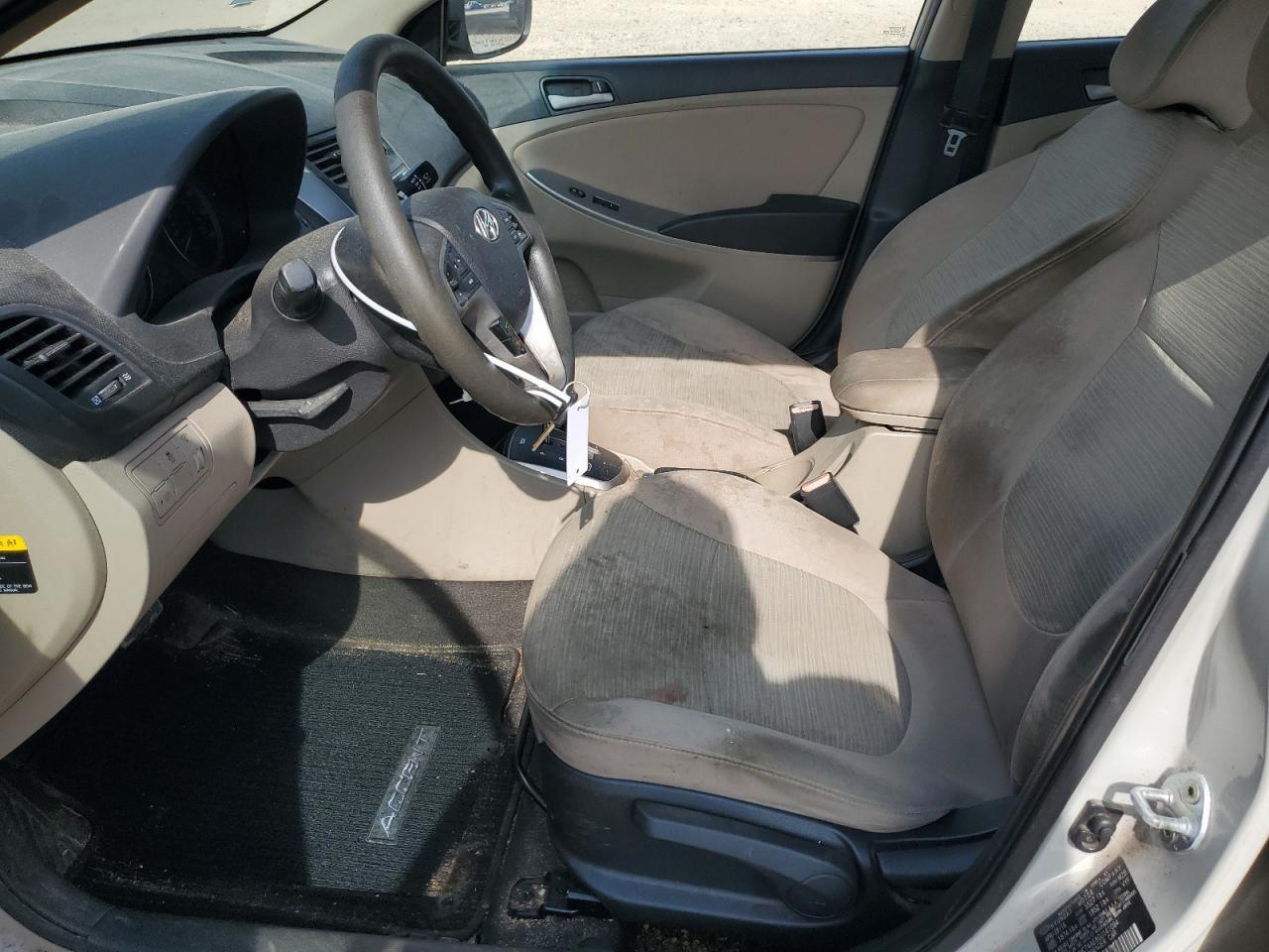 2016 Hyundai Accent Se - Фото 7