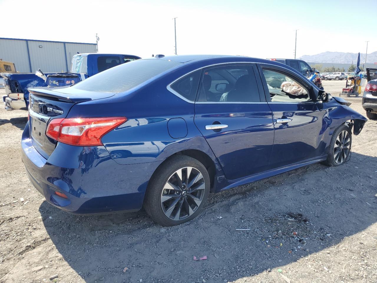 2017 Nissan Sentra Sr Turbo - Фото 3