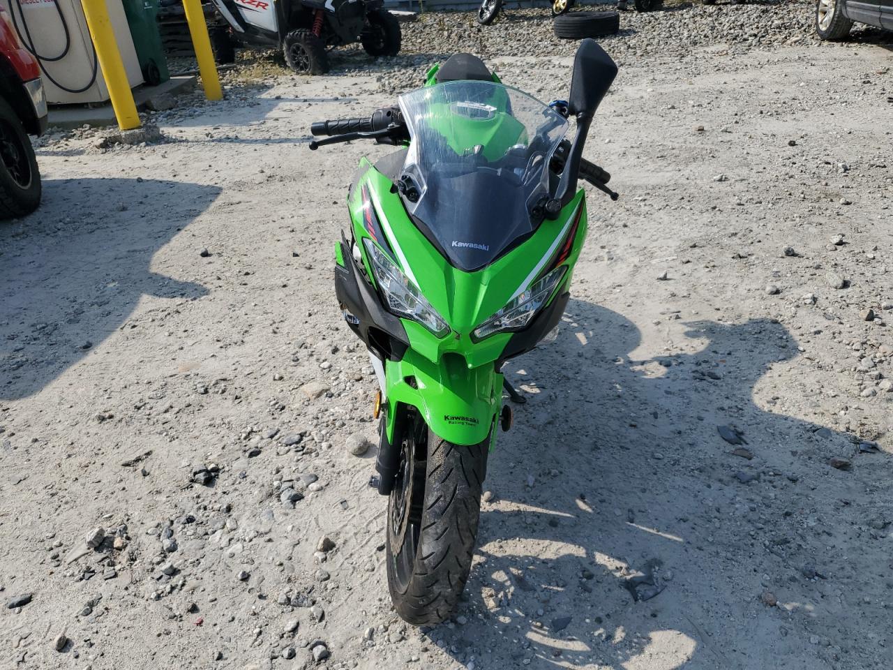 2022 Kawasaki Ex400 - Фото 2