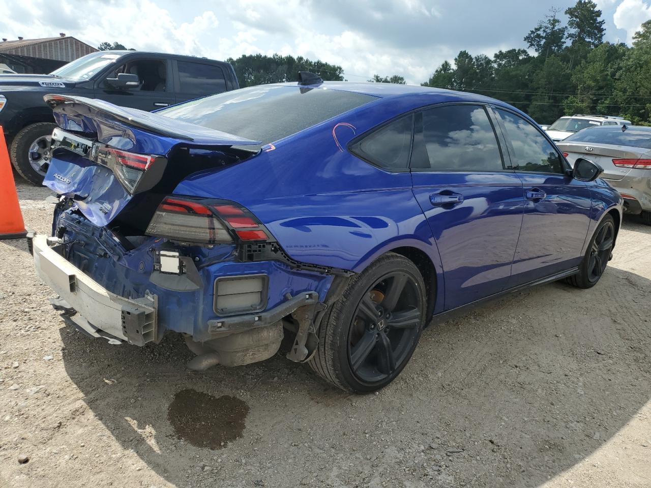 2024 Honda Accord Hybrid Sport-L - Image 3