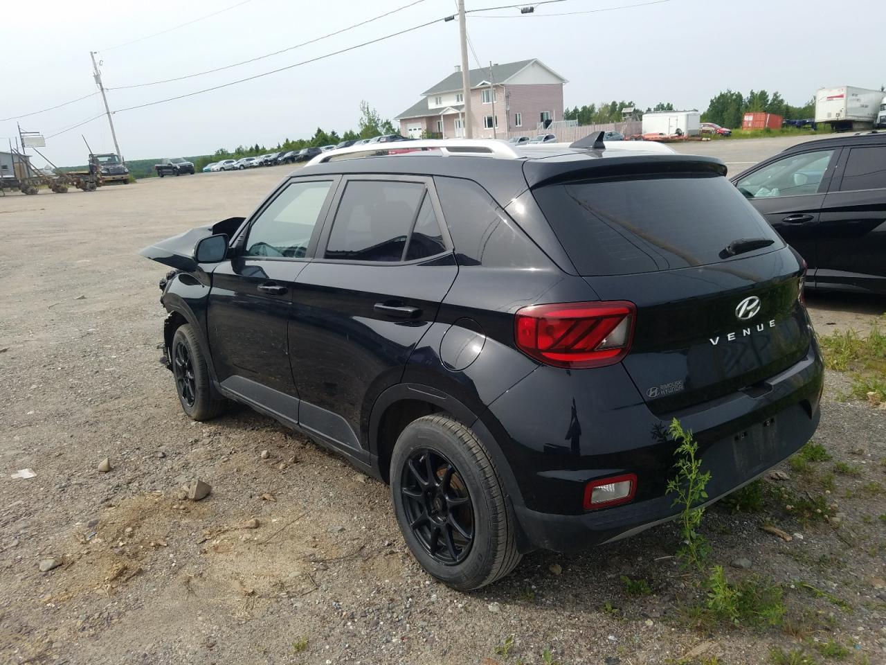 2021 Hyundai Venue Sel - Фото 2