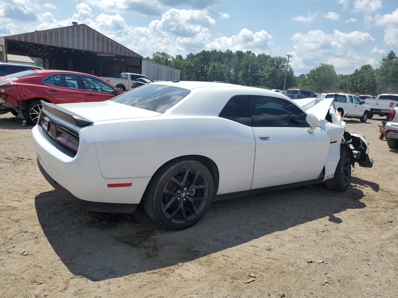2023 Dodge Challenger R/T - Фото 3