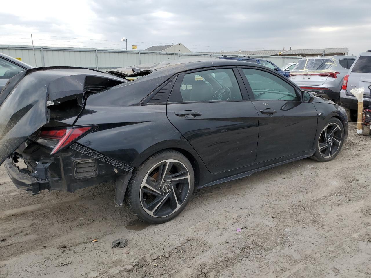 2021 Hyundai Elantra N Line - Фото 3