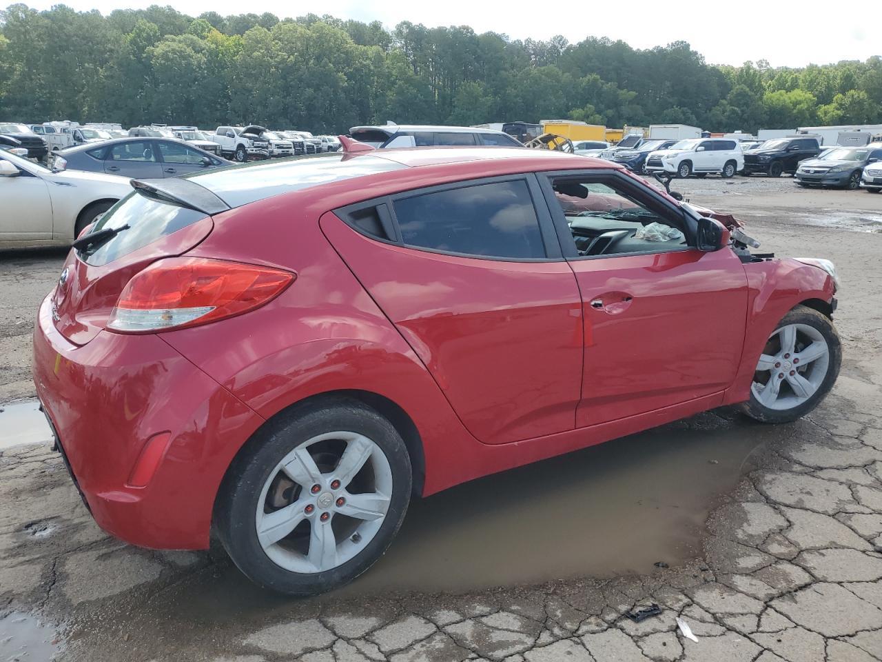 2013 Hyundai Veloster - Фото 3