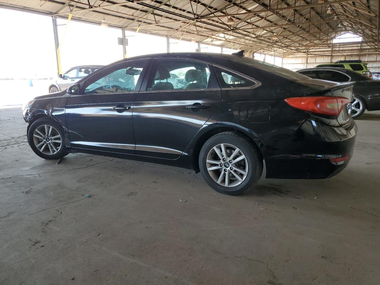 2016 Hyundai Sonata Se - Image 2