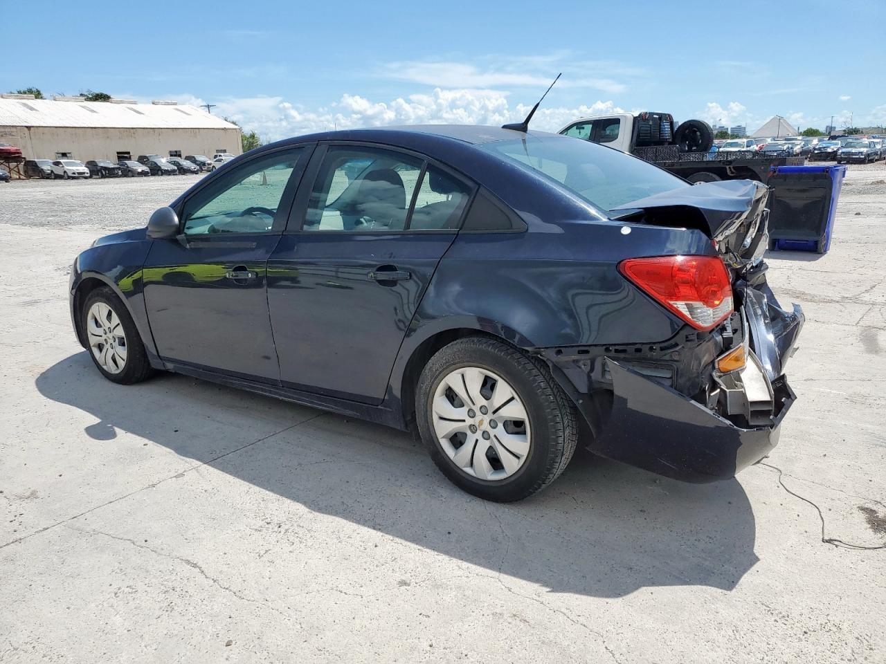 2014 Chevrolet Cruze Ls - Фото 2