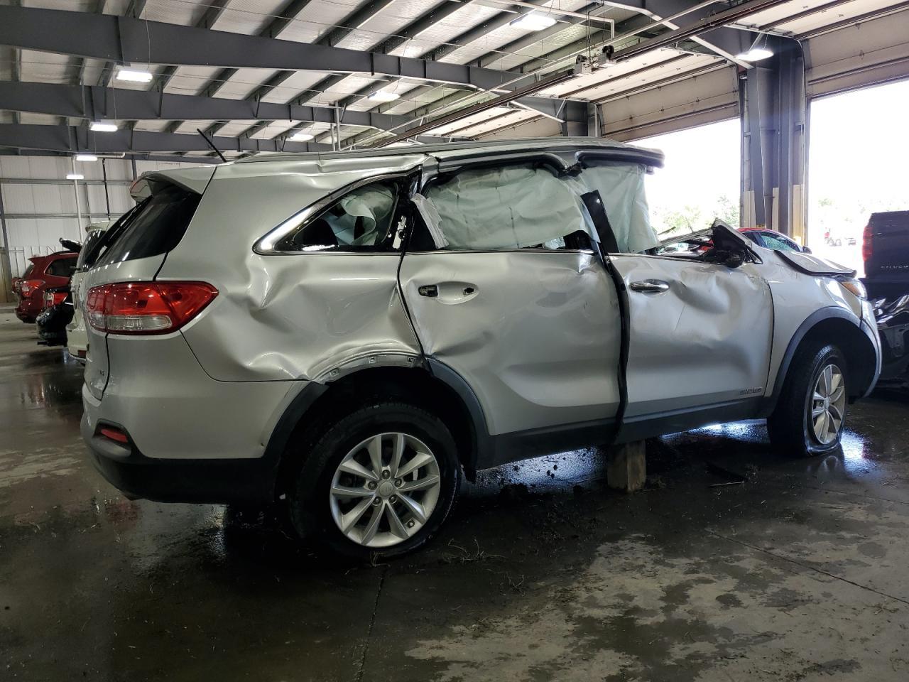 2017 Kia Sorento Lx - Фото 3