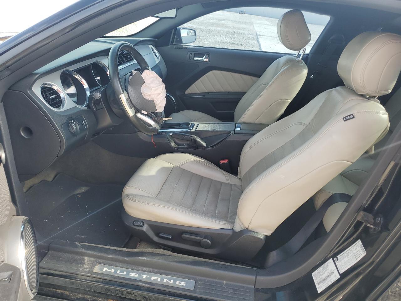 2014 Ford Mustang - Image 7