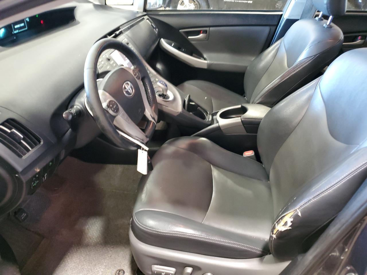 2015 Toyota Prius - Фото 7