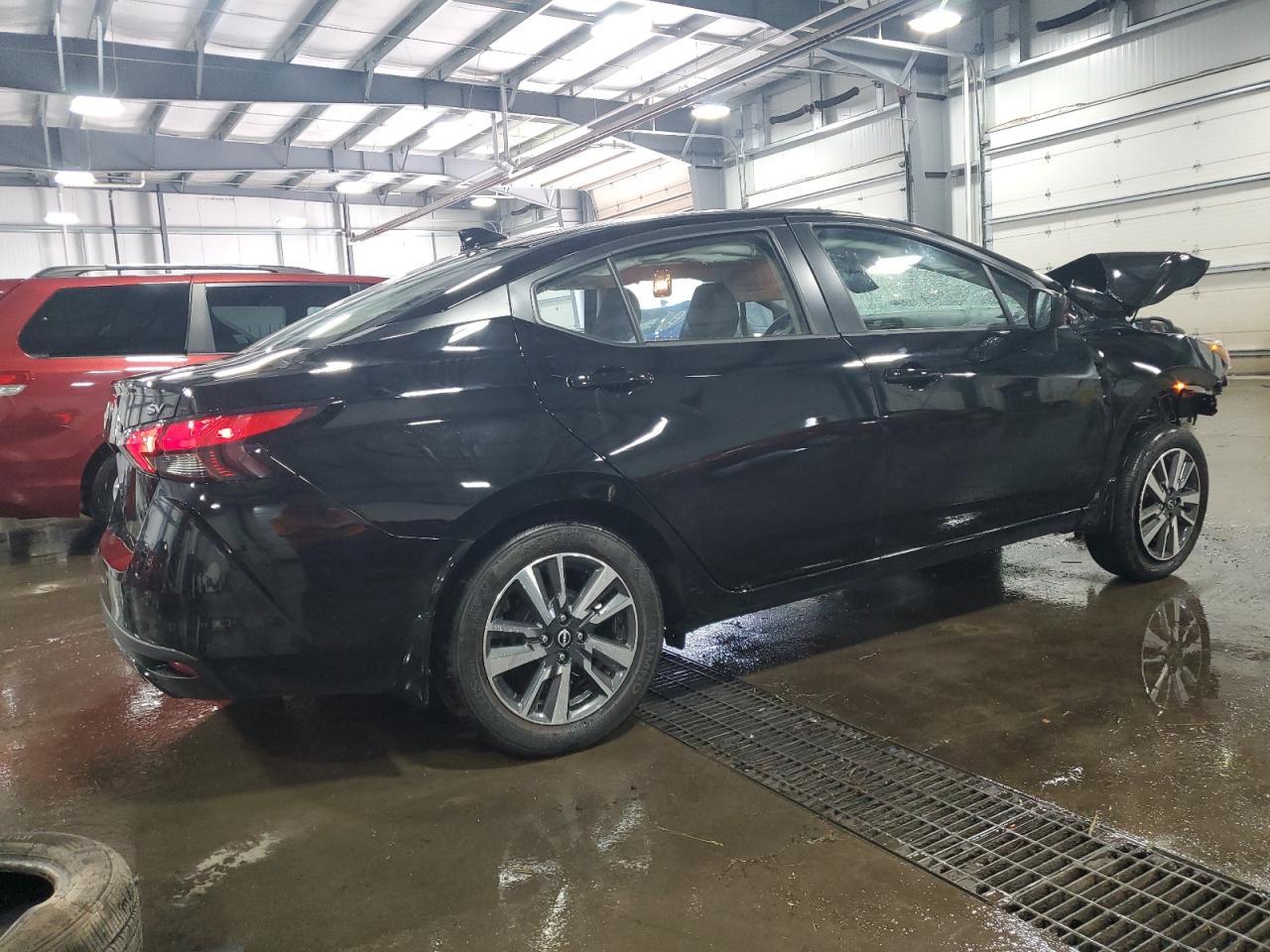 2024 Nissan Versa Sv - Image 3