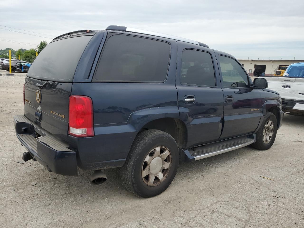 2004 Cadillac Escalade Luxury - Фото 3