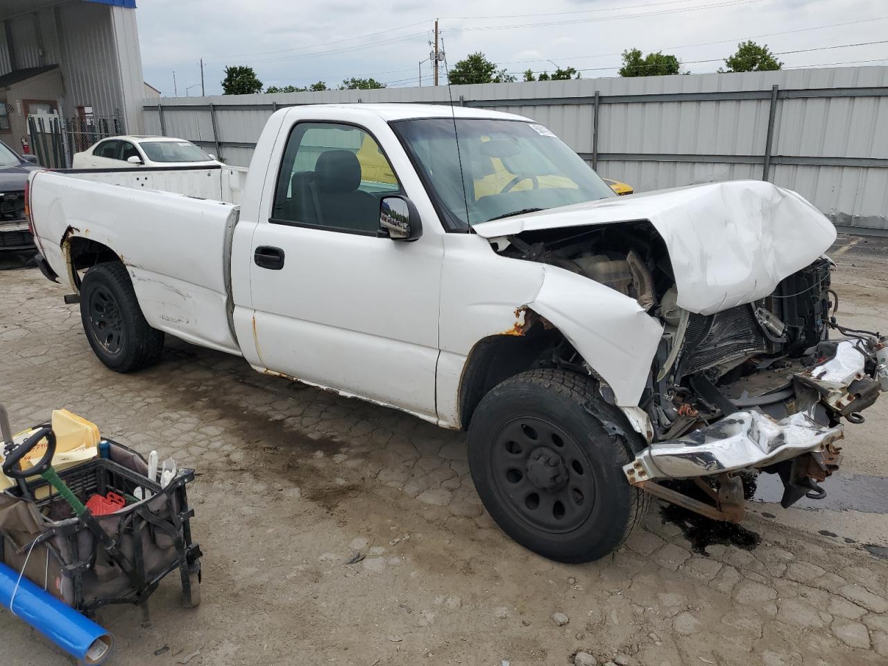 2005 GMC New Sierra C1500 - Фото 4