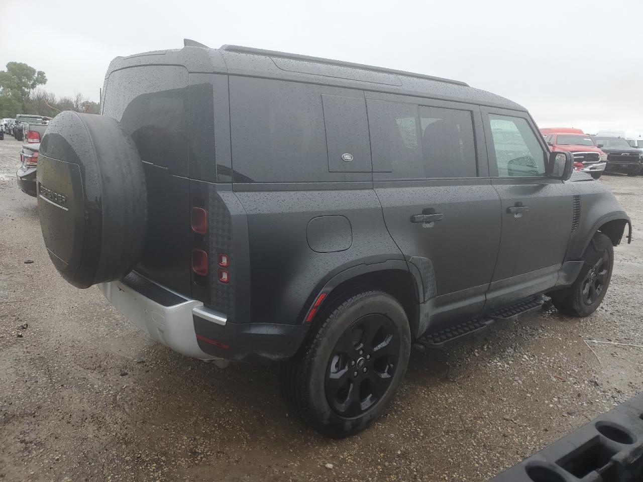 2024 Land Rover Defender 110 S - Image 3