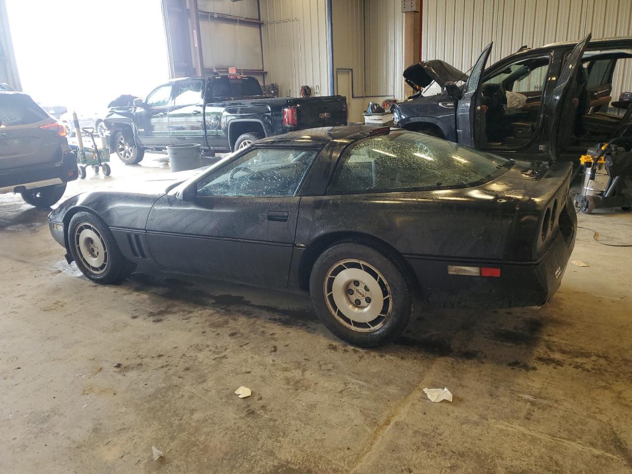 1986 Chevrolet Corvette - Фото 2