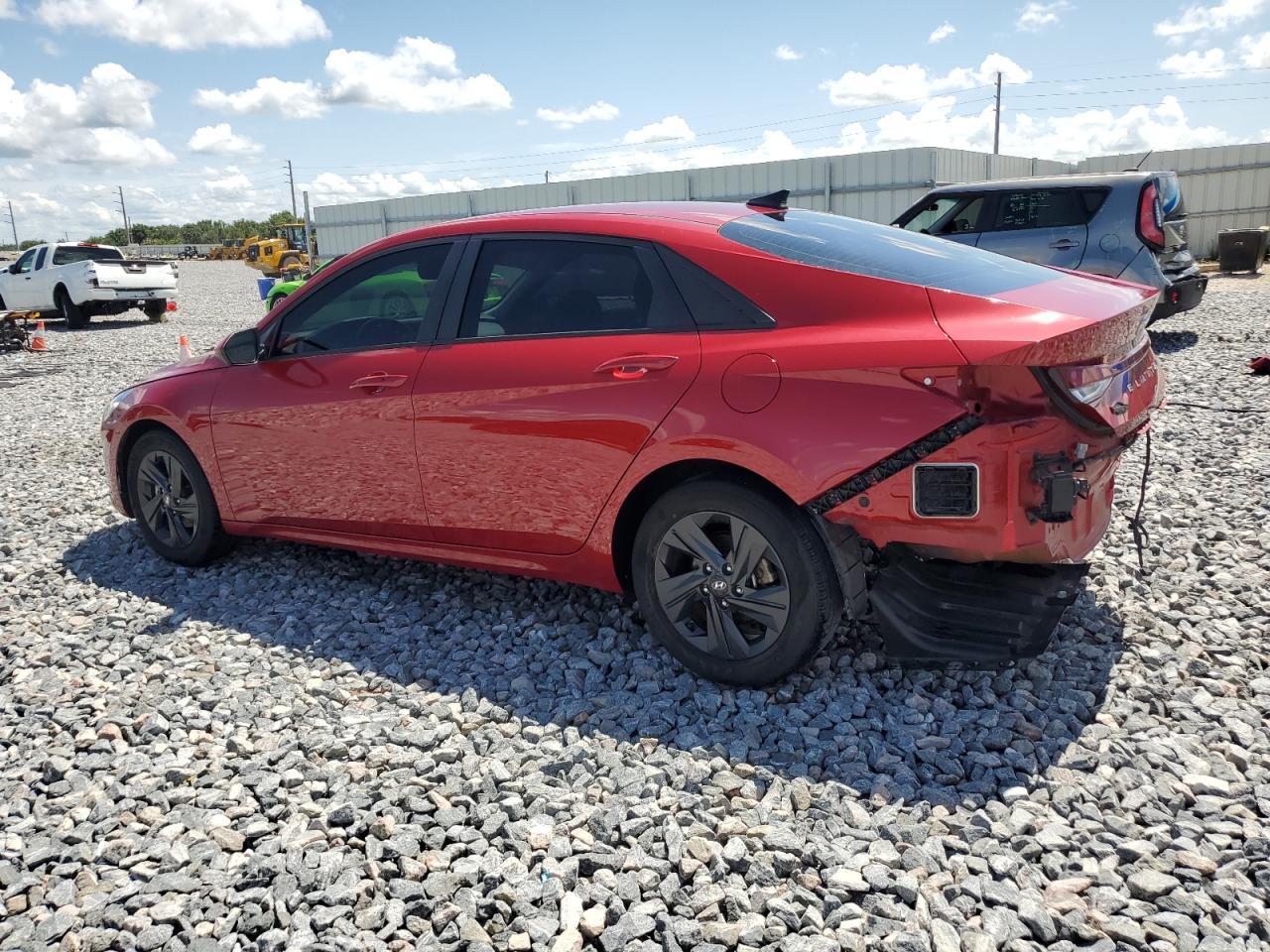 2021 Hyundai Elantra Sel - Фото 2