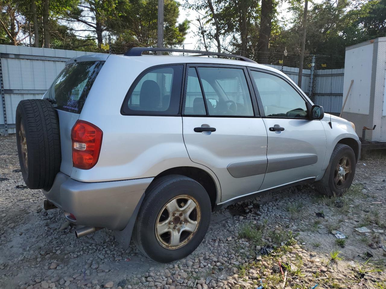 2005 Toyota Rav4 - Image 3