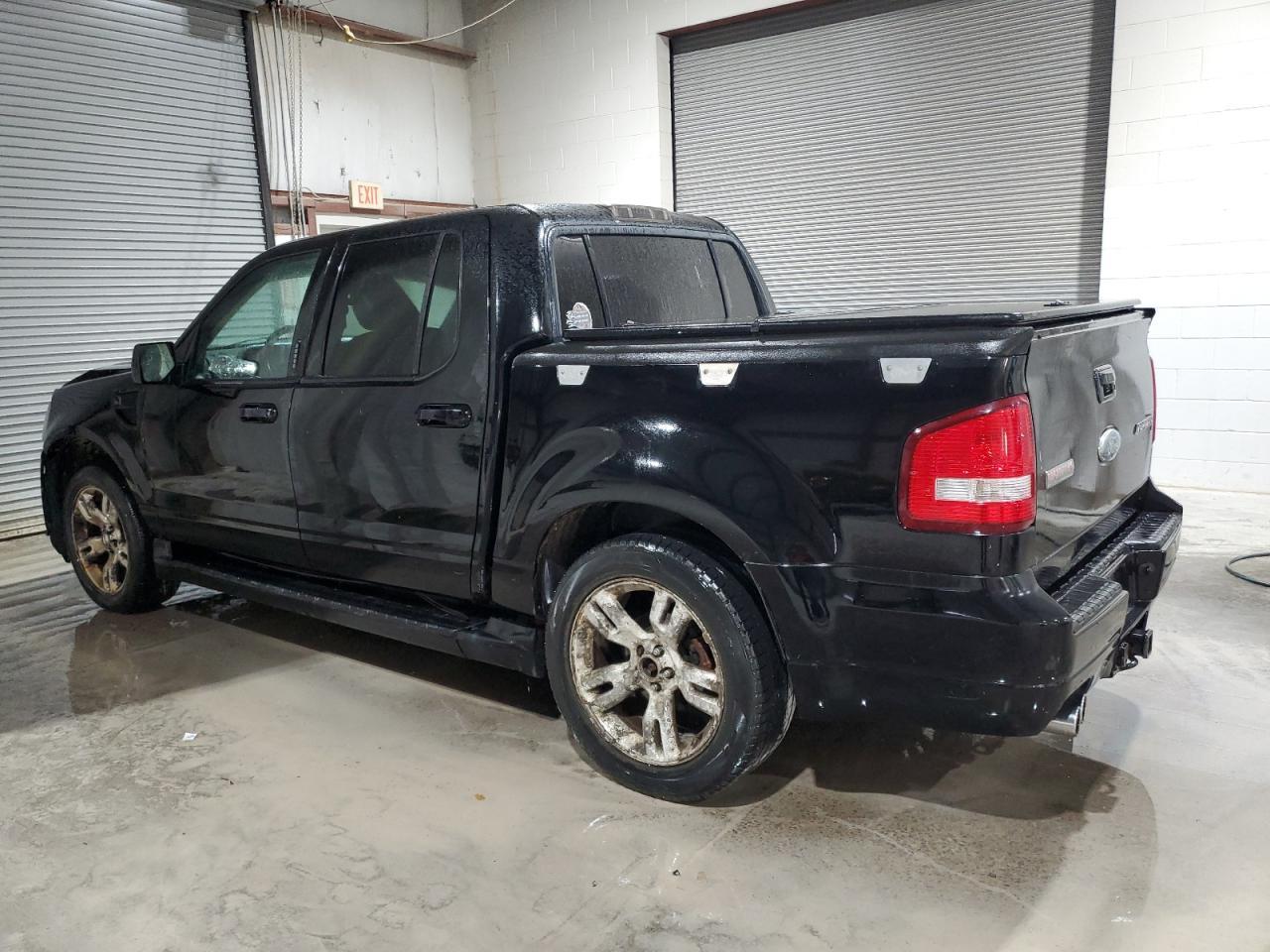 2009 Ford Explorer Sport Trac Limited - Фото 2