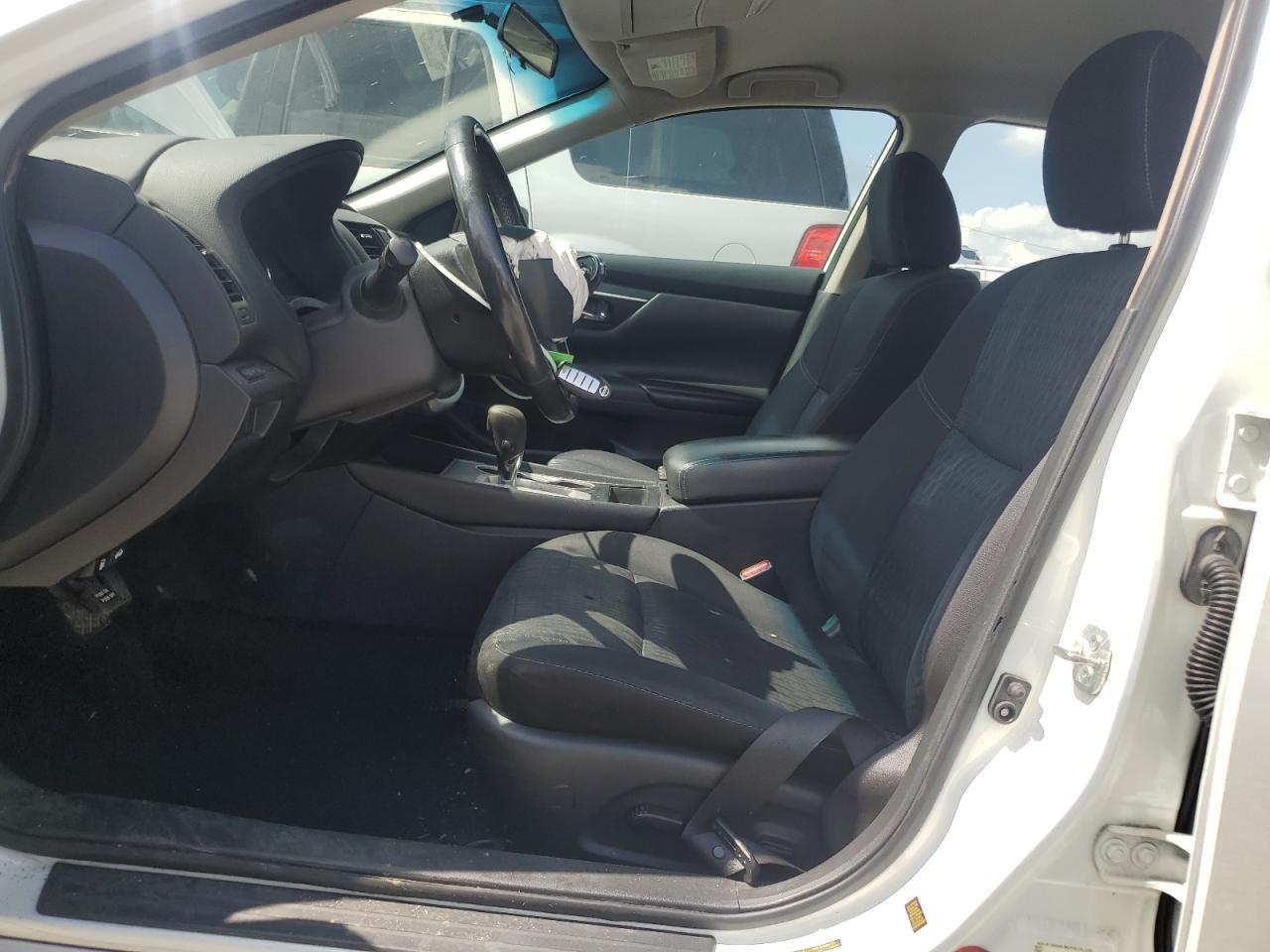 2017 Nissan Altima 2.5 - Фото 7