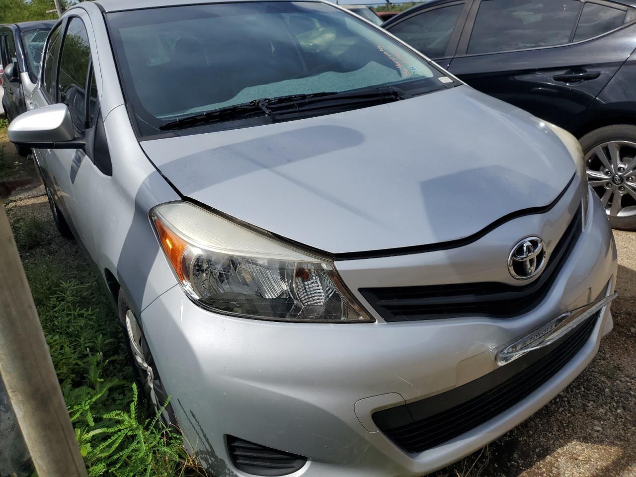 2014 Toyota Yaris - Image 4