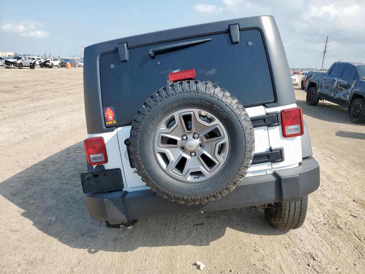 2018 Jeep Wrangler Unlimited Rubicon - Image 6