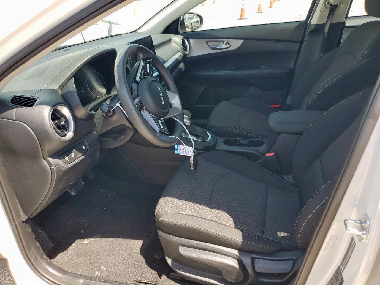 2024 Kia Forte Lx - Фото 7