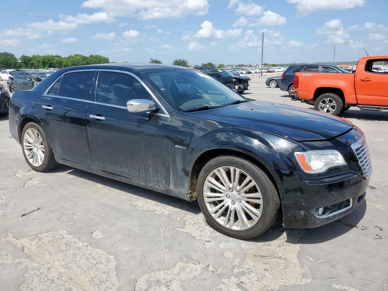 2011 Chrysler 300C - Фото 4