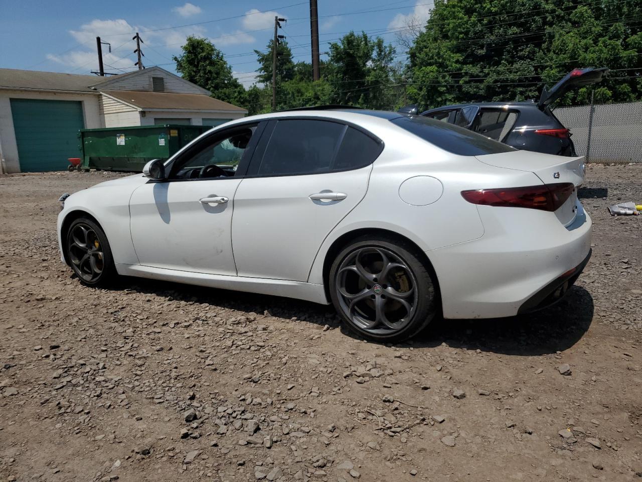 2017 Alfa Romeo Giulia Ti Q4 - Image 2