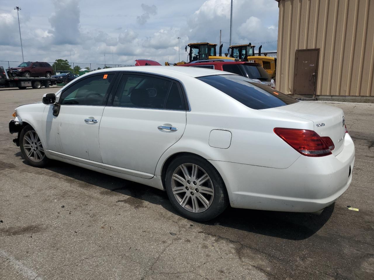 2008 Toyota Avalon Xl - Image 2