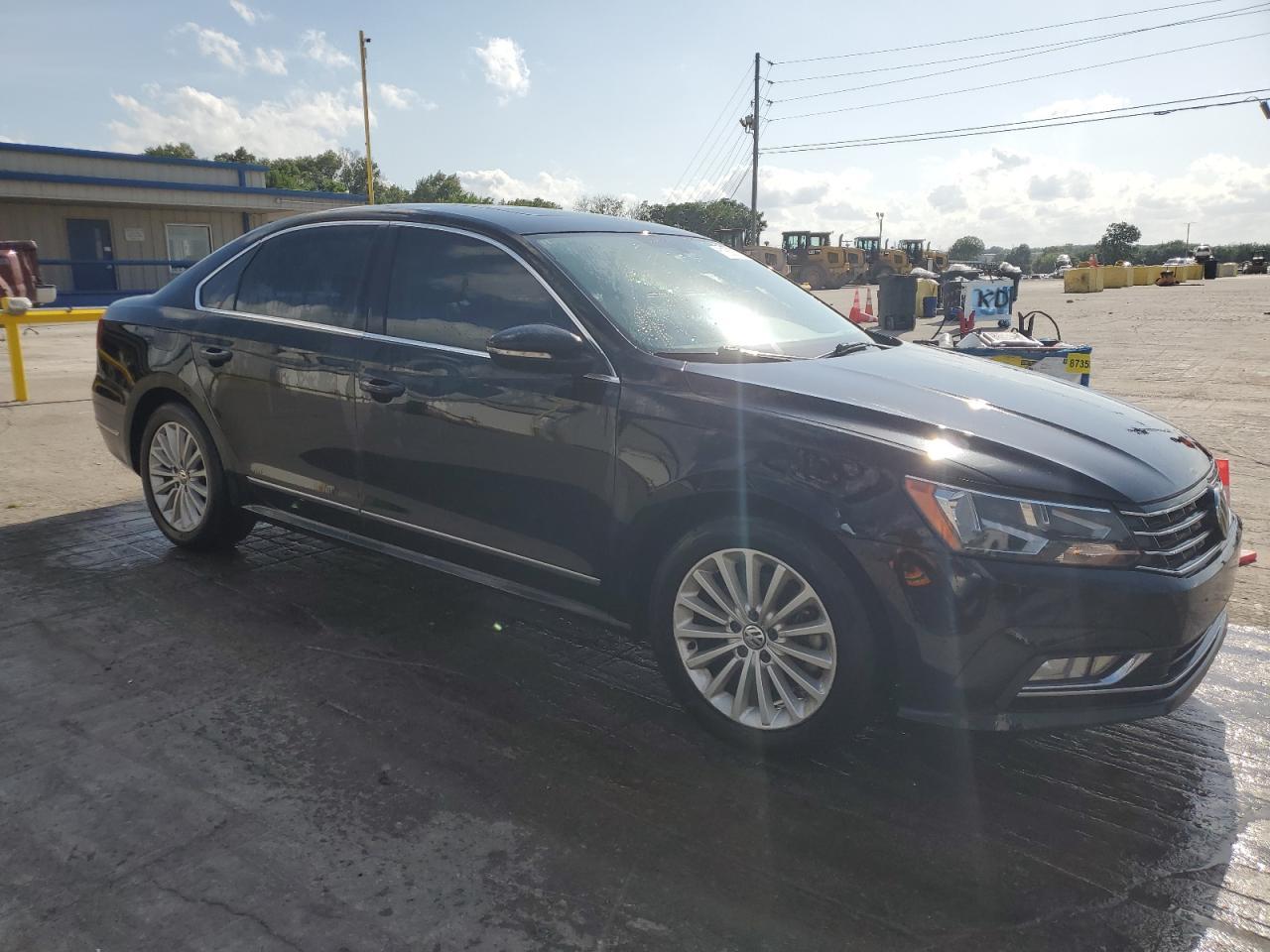 2016 Volkswagen Passat Se - Image 4