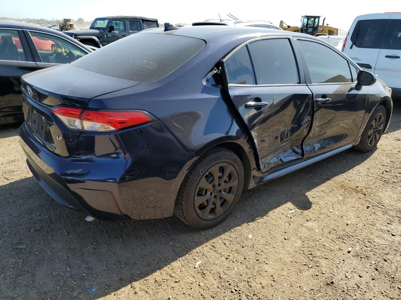 2022 Toyota Corolla Le - Фото 3