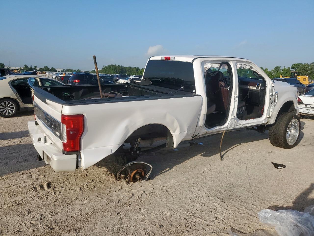 2017 Ford F250 Super Duty - Image 3