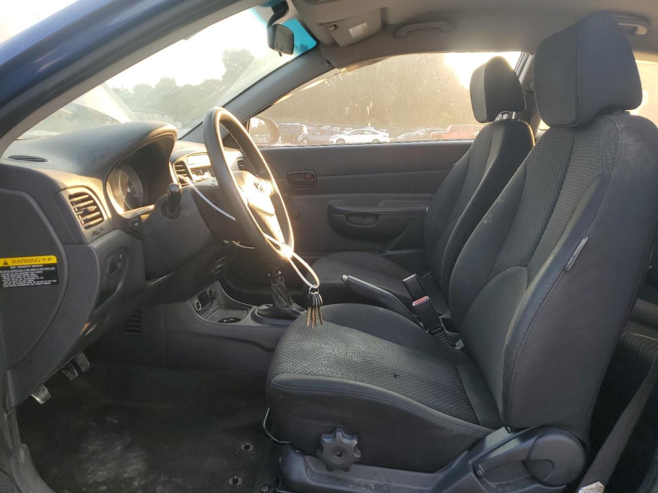 2011 Hyundai Accent Gl - Image 7