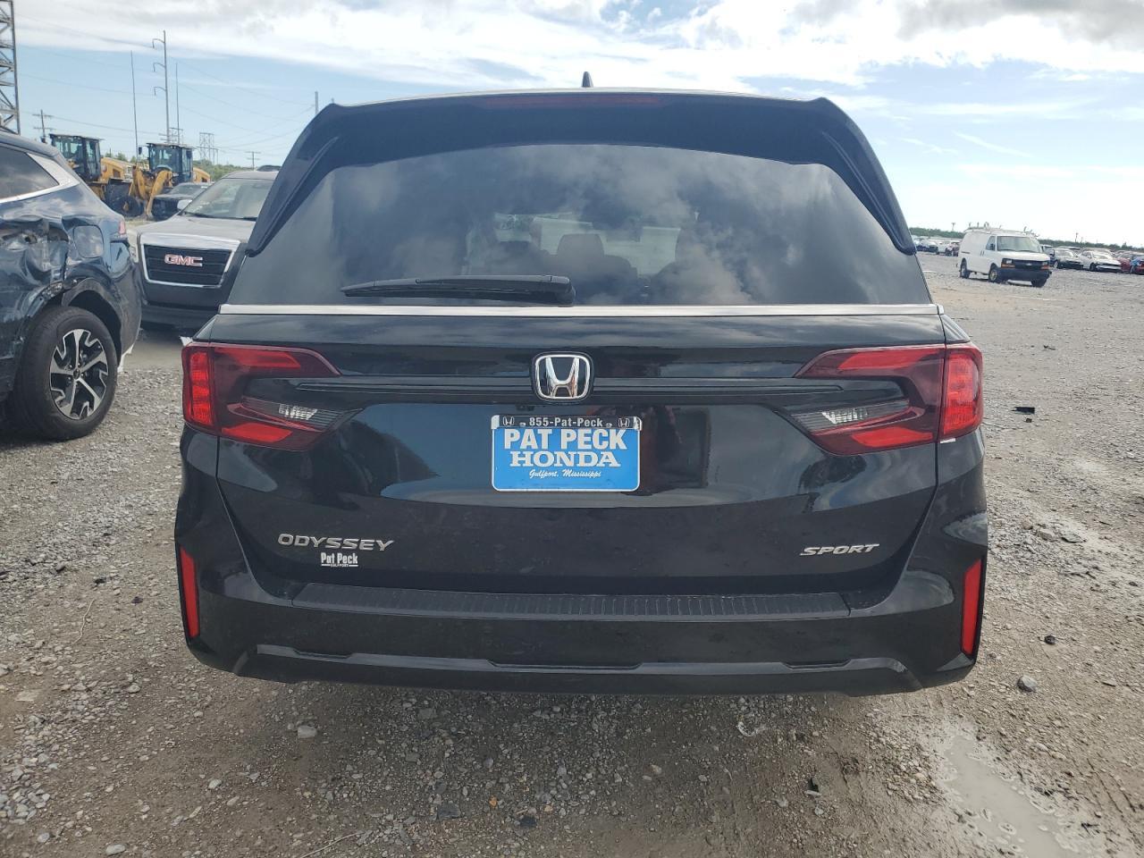 2025 Honda Odyssey Sport-L - Image 6