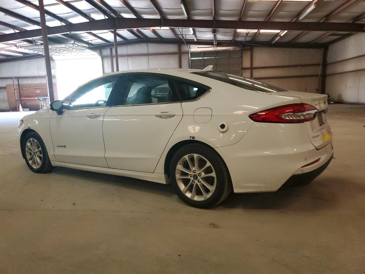 2019 Ford Fusion Se - Фото 2