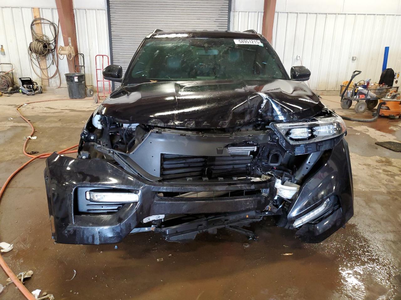 2022 Ford Explorer St - Фото 5