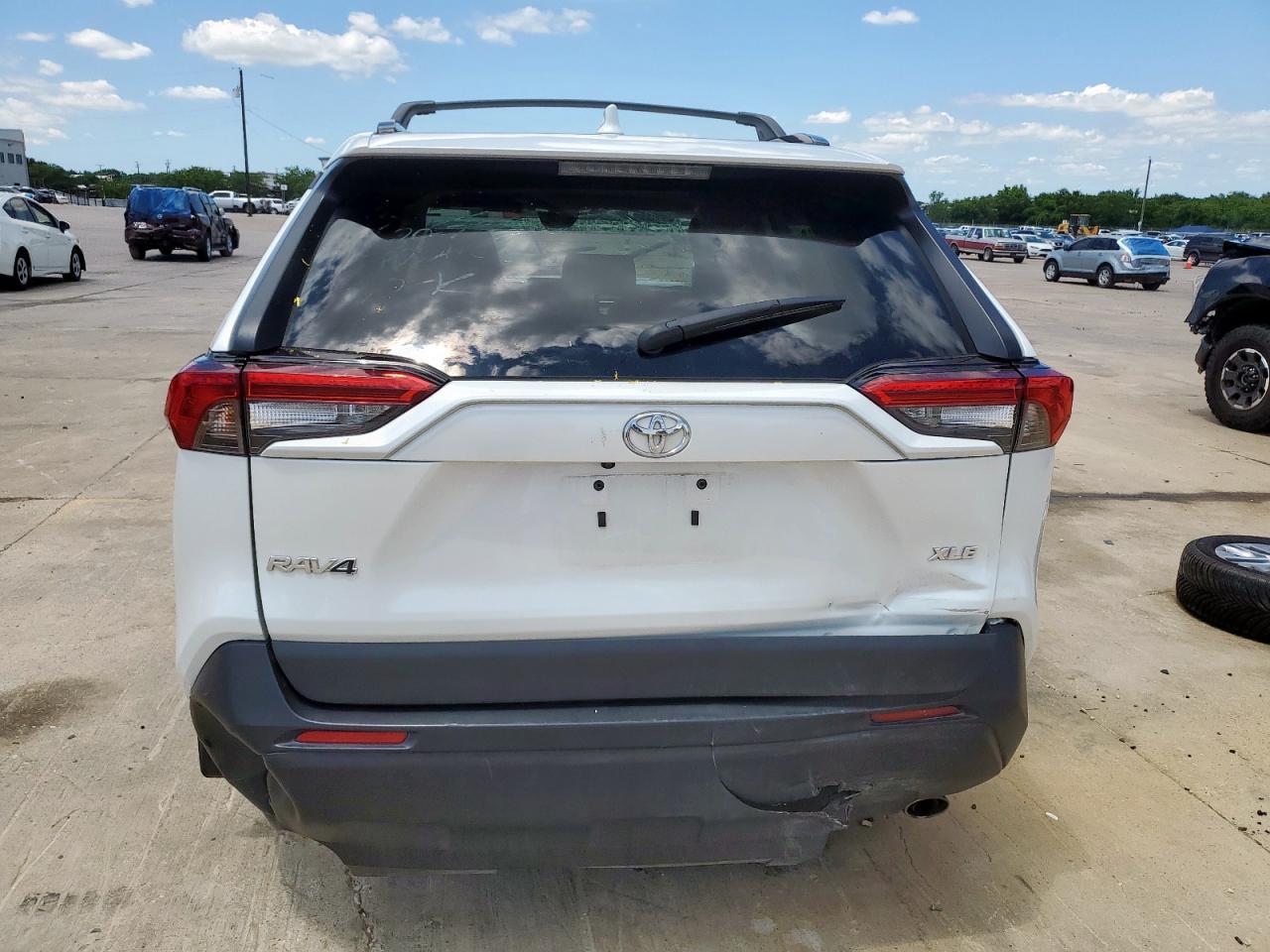 2023 Toyota Rav4 Xle Premium - Фото 6